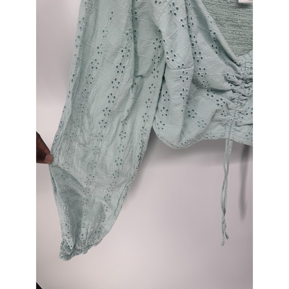 Japna Blouse Womens XS Green Eyelet Cropped Smocked Balloon Sleeve V Neck - Picture 3 of 5